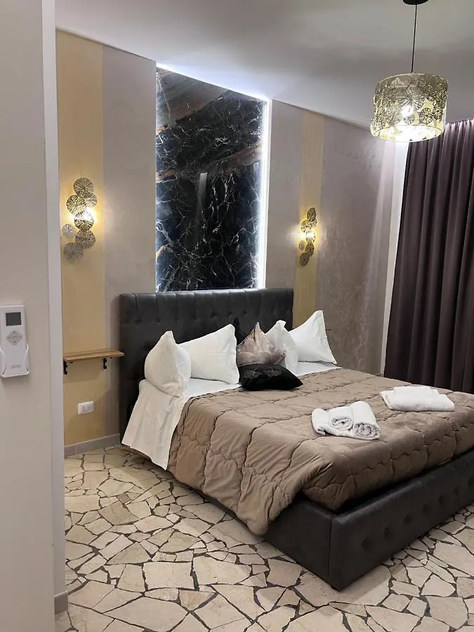 Residenza N&D Luxury Apartment Bari 0*,